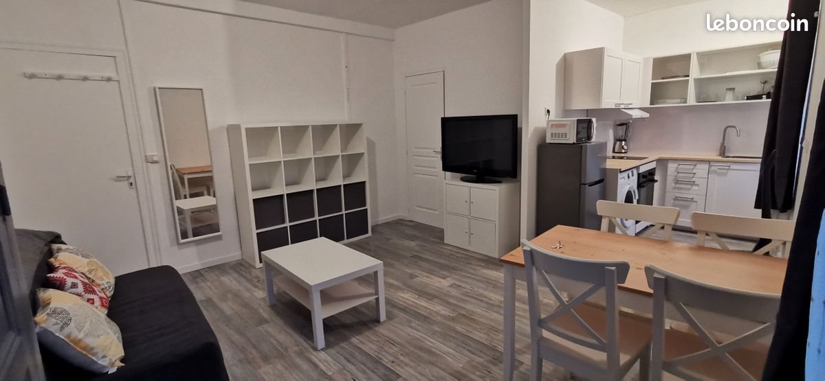 Appartement à louer, 28m², Anneyron