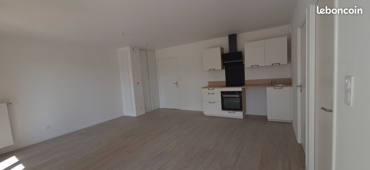 Appartement à louer, 46m², Luisant