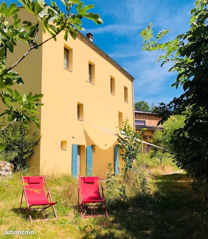 Appartement à louer, 45m², Die