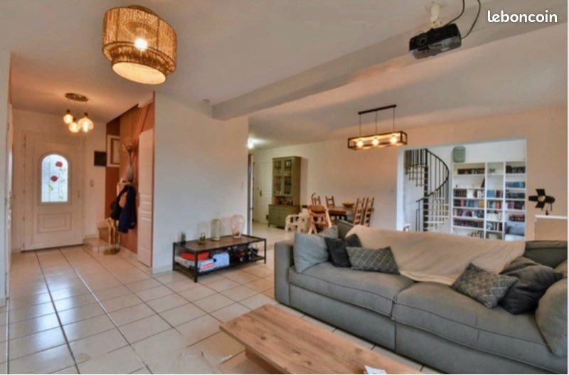 Maison à vendre, 138m², Caux