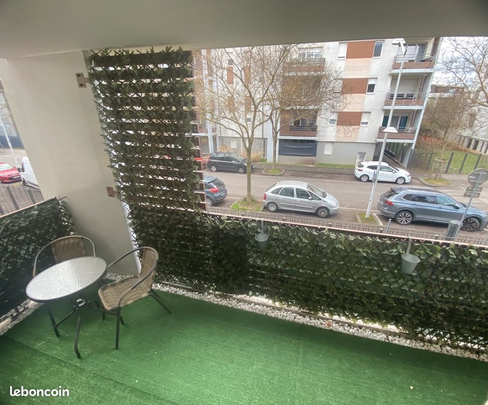 Appartement à louer, 80m², Vaulx-en-Velin