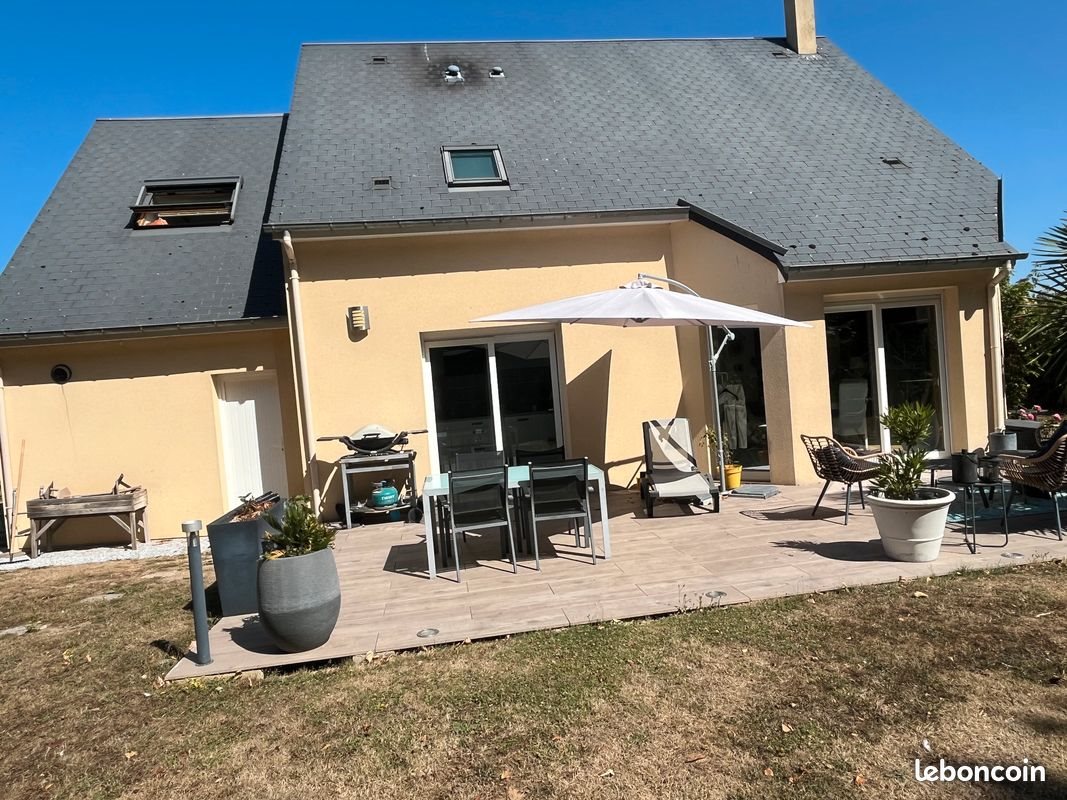 Maison à louer, 130m², Castine-en-Plaine