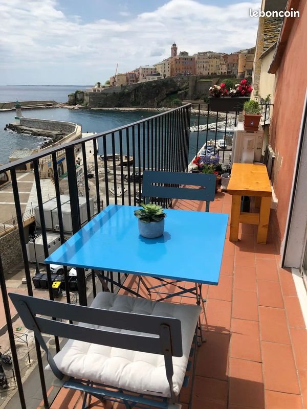 Appartement à louer, 50m², Bastia