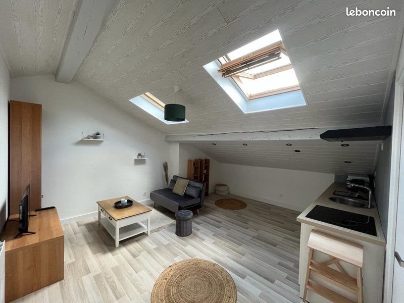 Appartement à louer, 41m², Unieux
