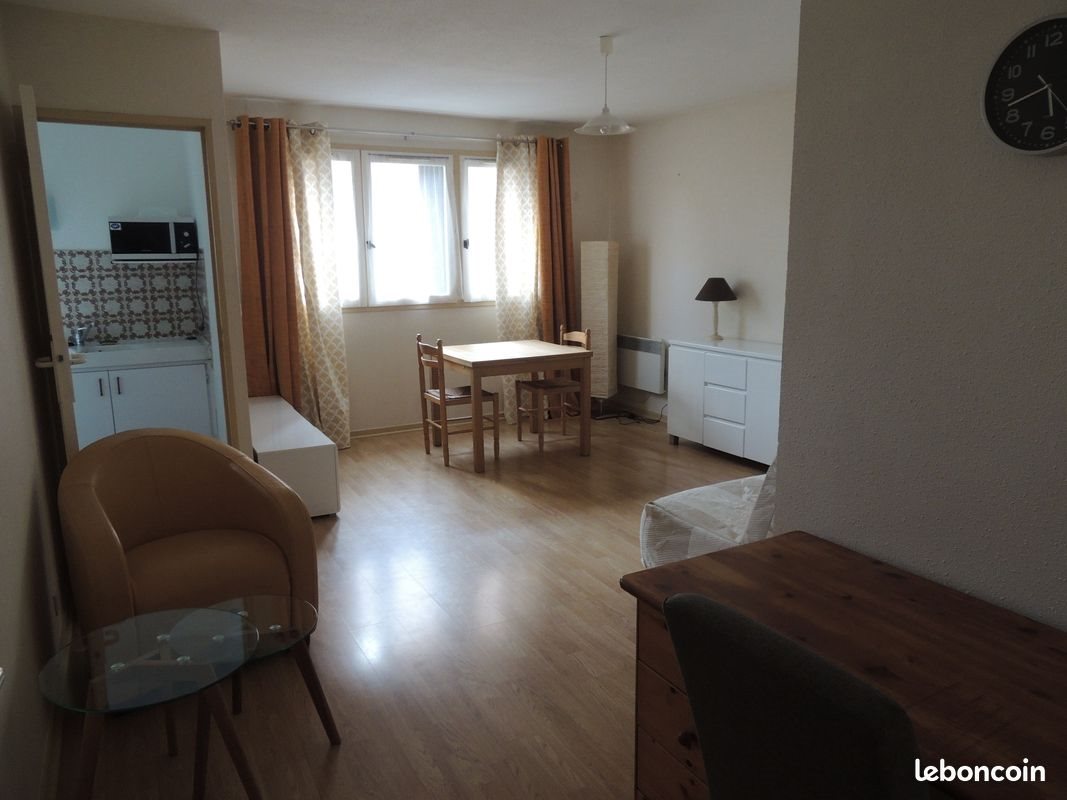 Appartement à louer, 47m², Albi