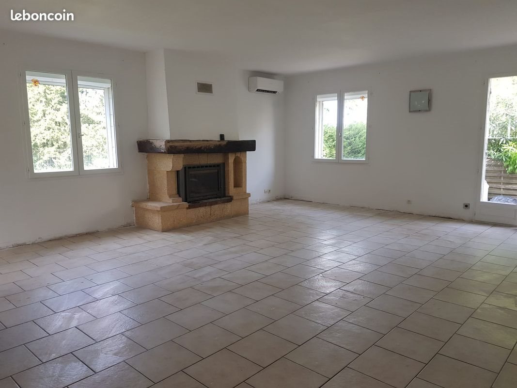 Maison à vendre, 108m², Pouzilhac