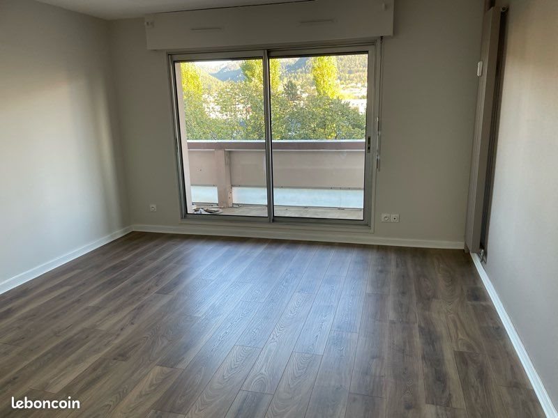 Appartement à louer, 63m², Oyonnax