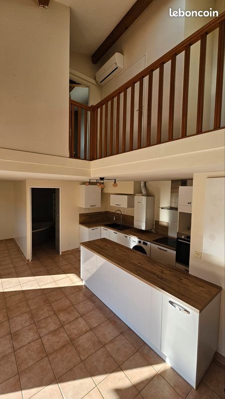 Appartement à louer, 66m², Roquevaire