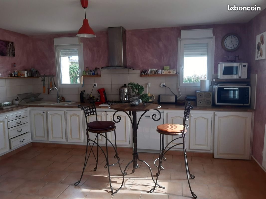 Maison à louer, 160m², Saint-Ciers-sur-Gironde