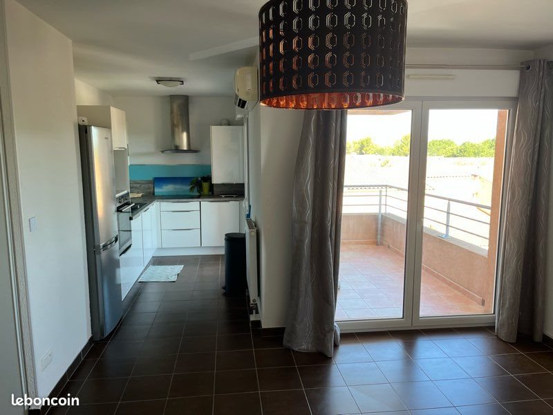 Appartement à louer, 63m², Pourcieux