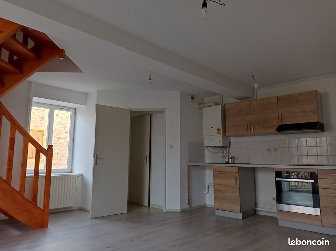 Appartement à louer, 36m², Saint-Jodard