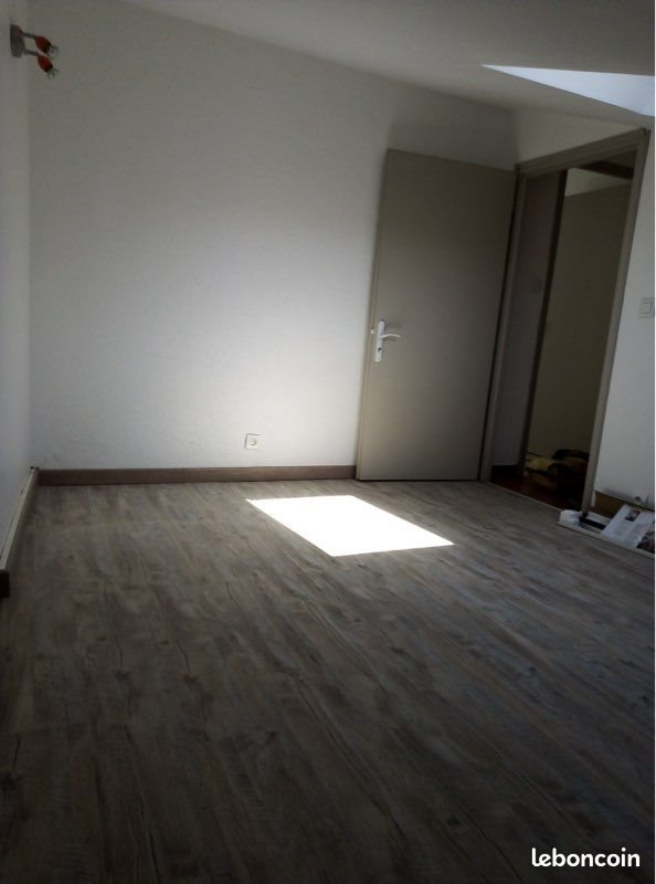 Appartement à louer, 63m², Peyruis