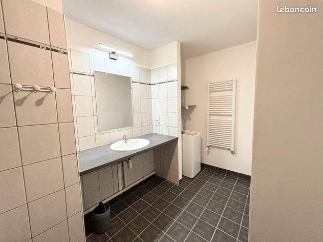 Appartement à louer, 54m², Riom
