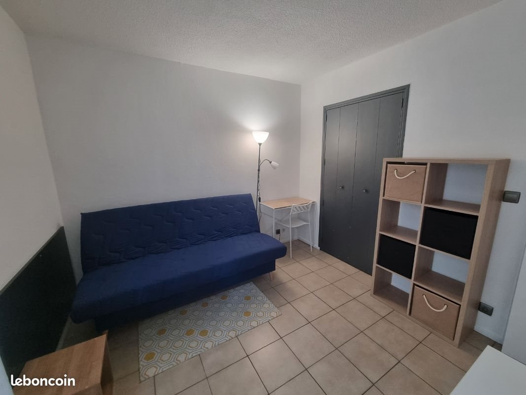 Appartement à louer, 19m², Pau
