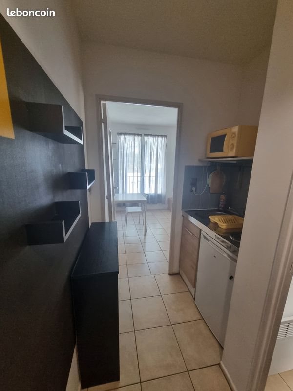 Appartement à louer, 19m², Pau