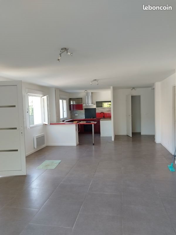 Appartement à vendre, 80m², La Roque-d'Anthéron