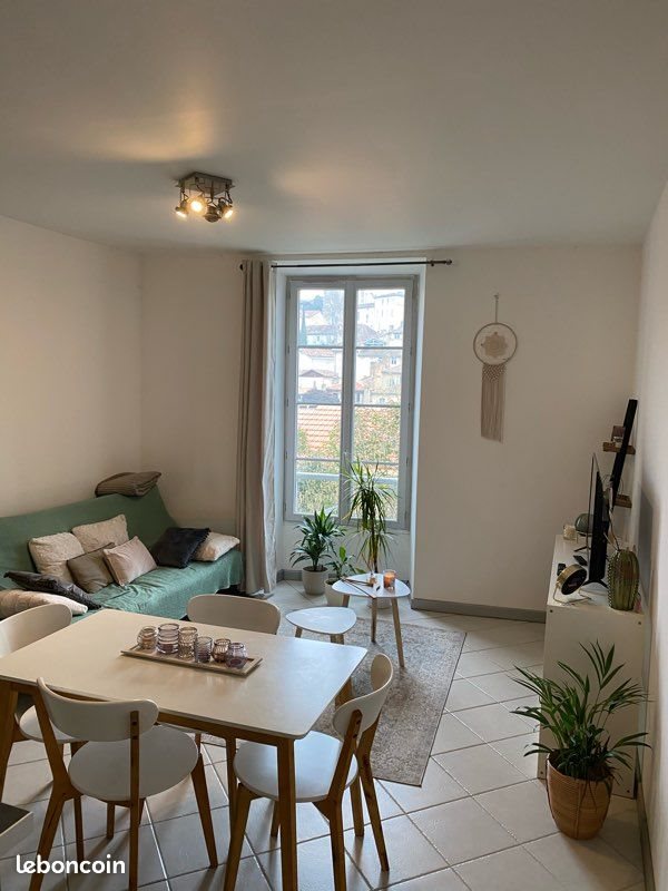 Appartement à louer, 40m², Auch