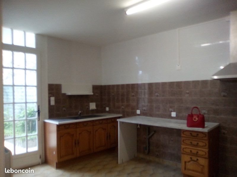 Maison à louer, 120m², Port-Sainte-Foy-et-Ponchapt