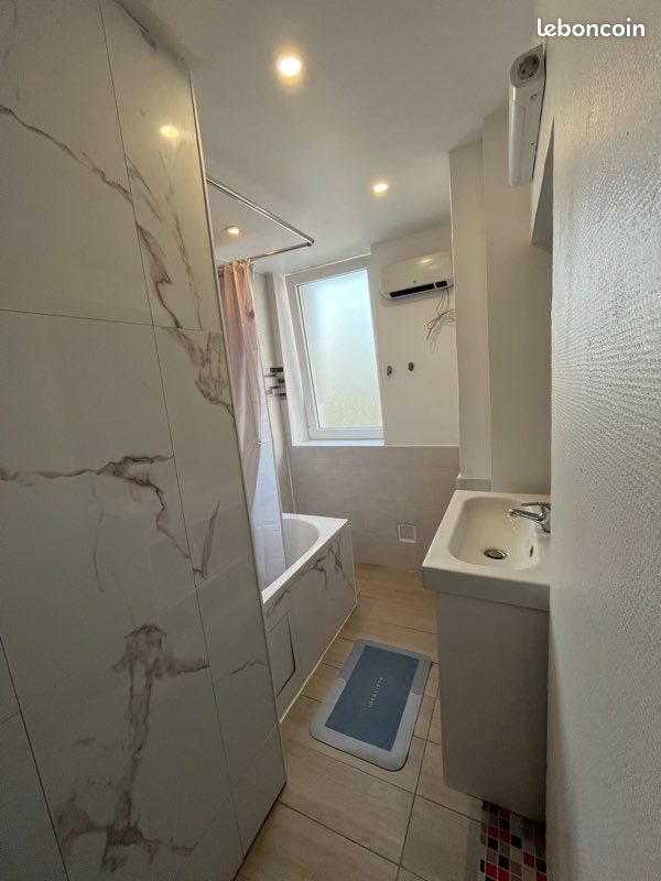 Appartement à louer, 55m², Lille