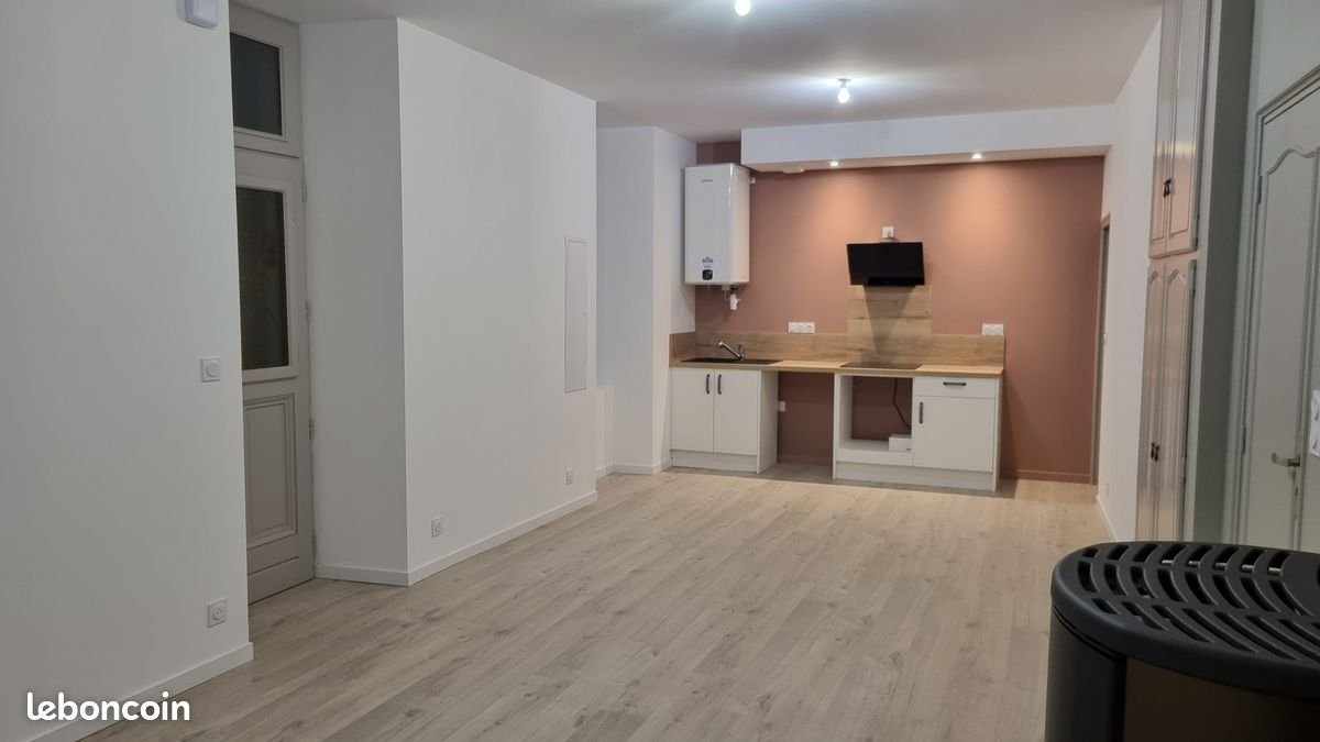 Maison à louer, 77m², Grand-Auverné