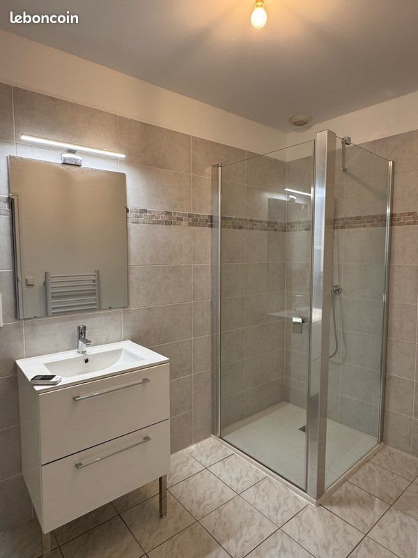 Appartement à louer, 84m², Cazaubon