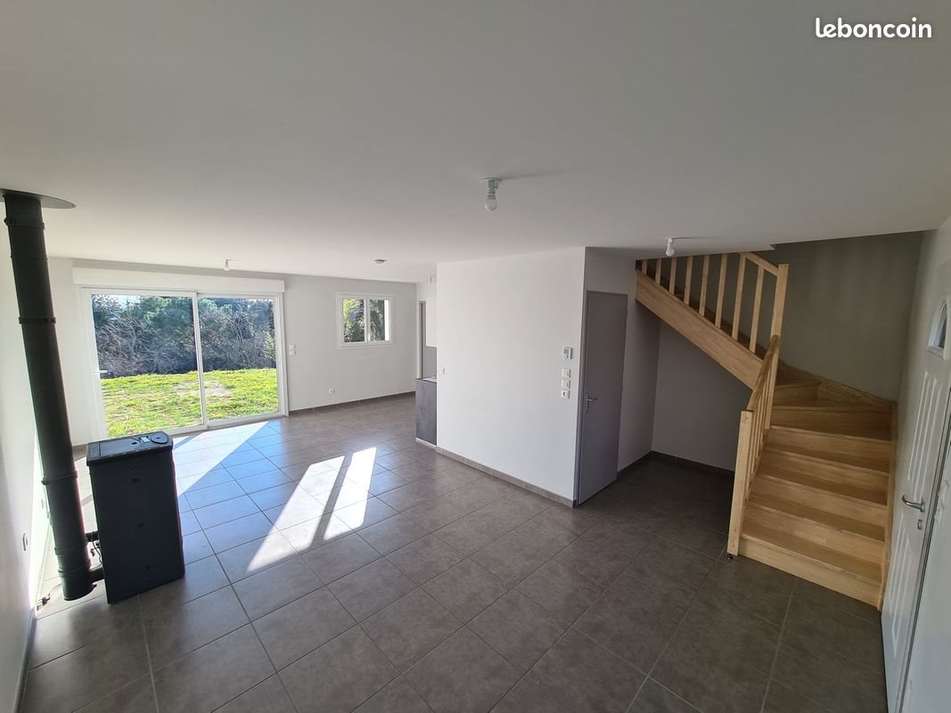 Maison à louer, 100m², Villié-Morgon