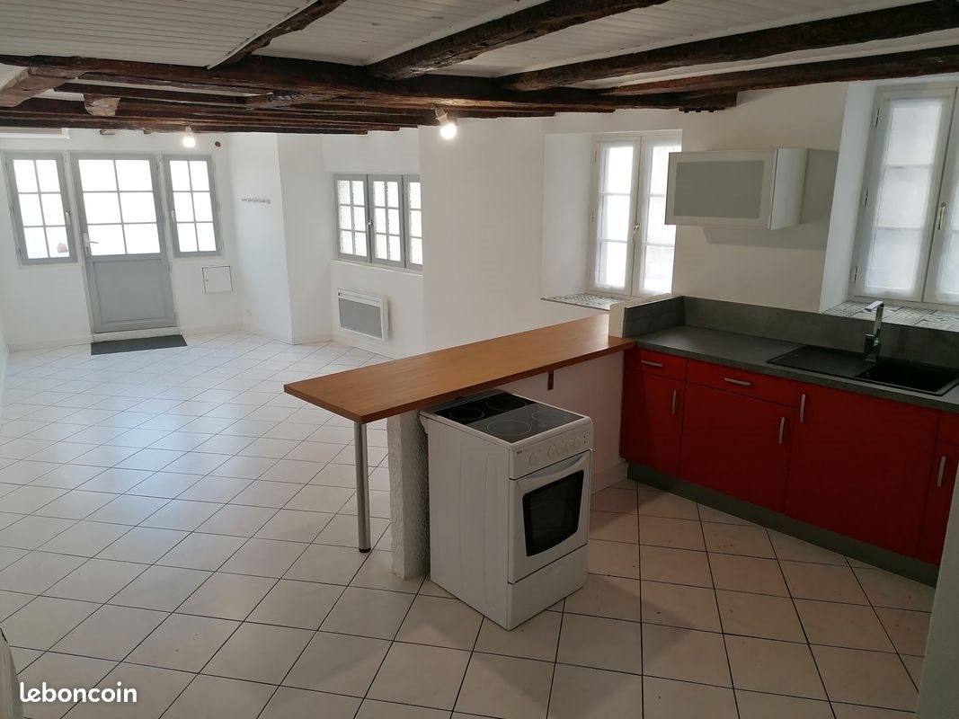 Maison à louer, 90m², Airvault