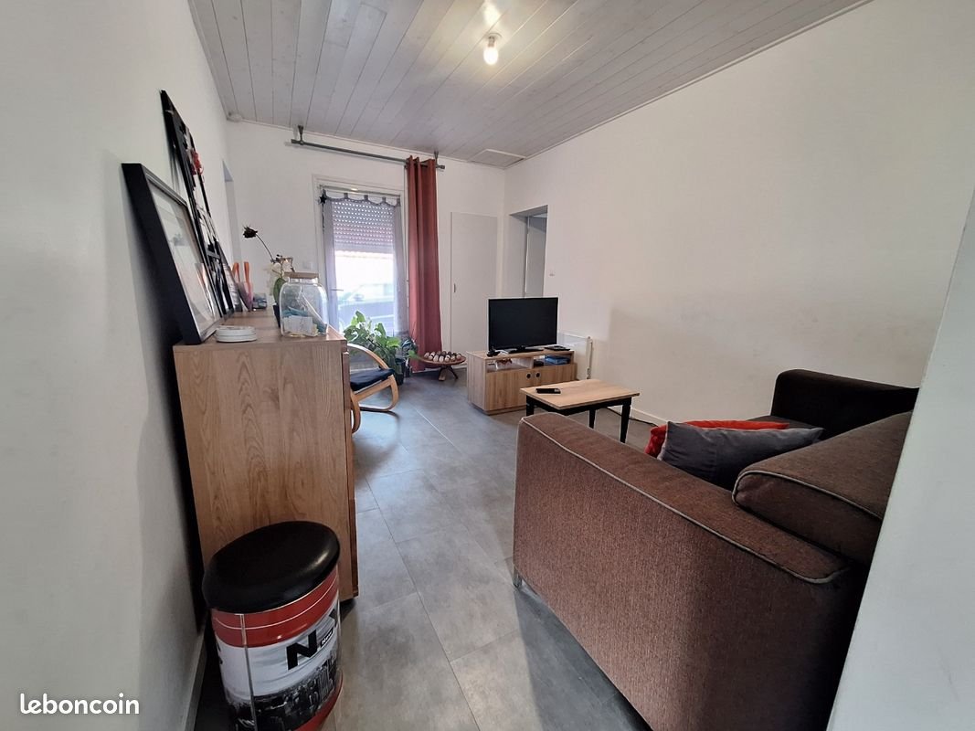 Maison à louer, 70m², Nieul-le-Dolent