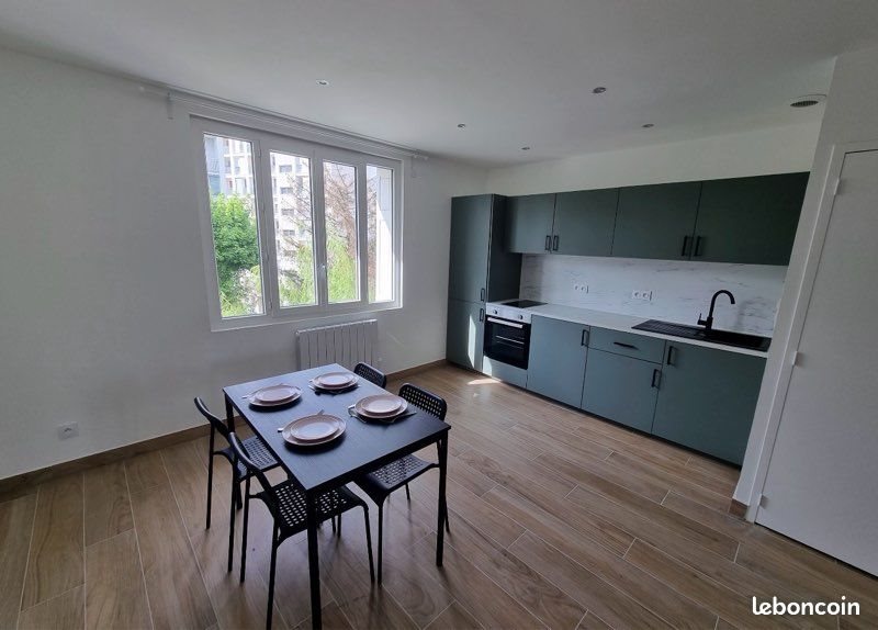 Appartement à louer, 46m², Saint-Etienne