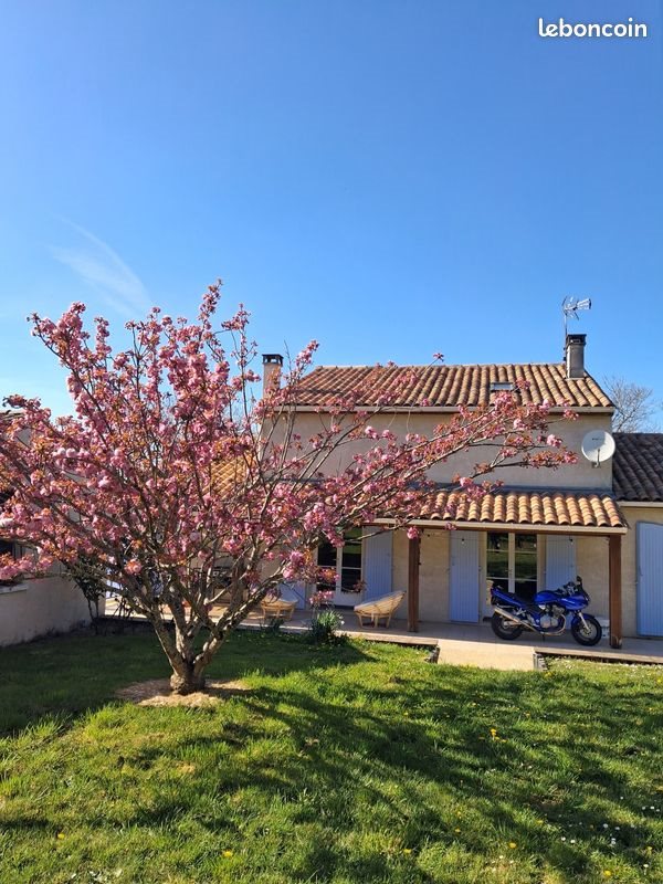 Maison à vendre, 131m², Rouillac