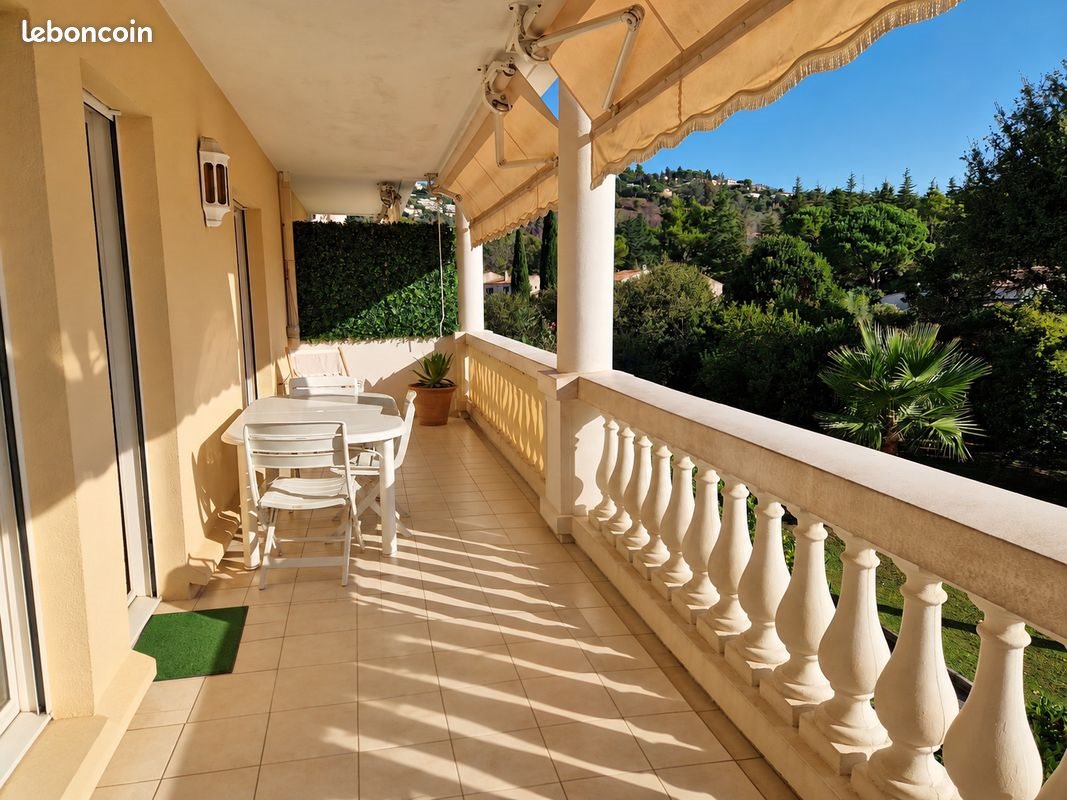 Appartement à louer, 40m², Mandelieu-la-Napoule