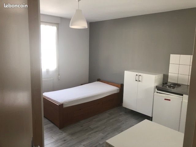 Appartement à louer, 17m², Tours