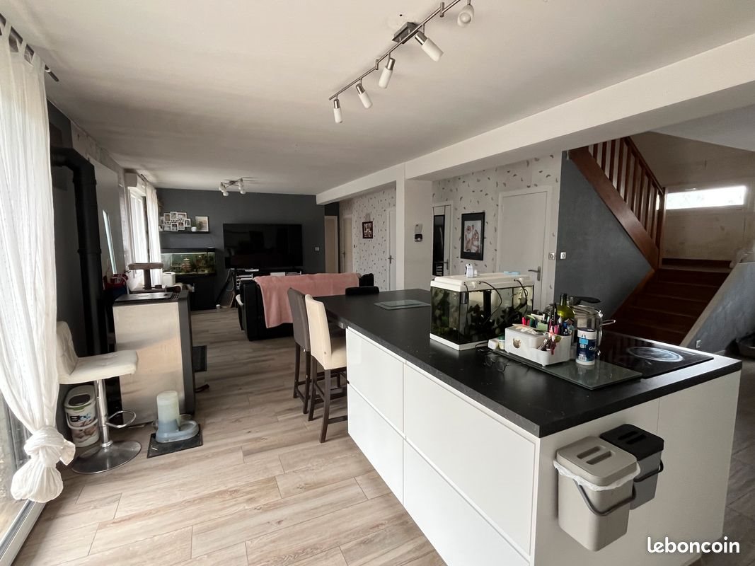 Maison à vendre, 135m², Liffré