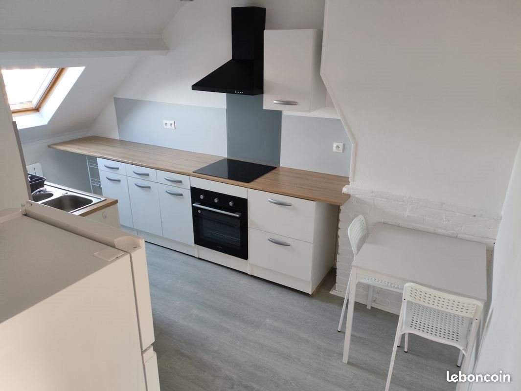 Appartement à louer, 59m², Albert