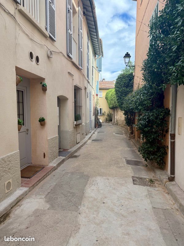 Appartement à louer, 22m², Antibes