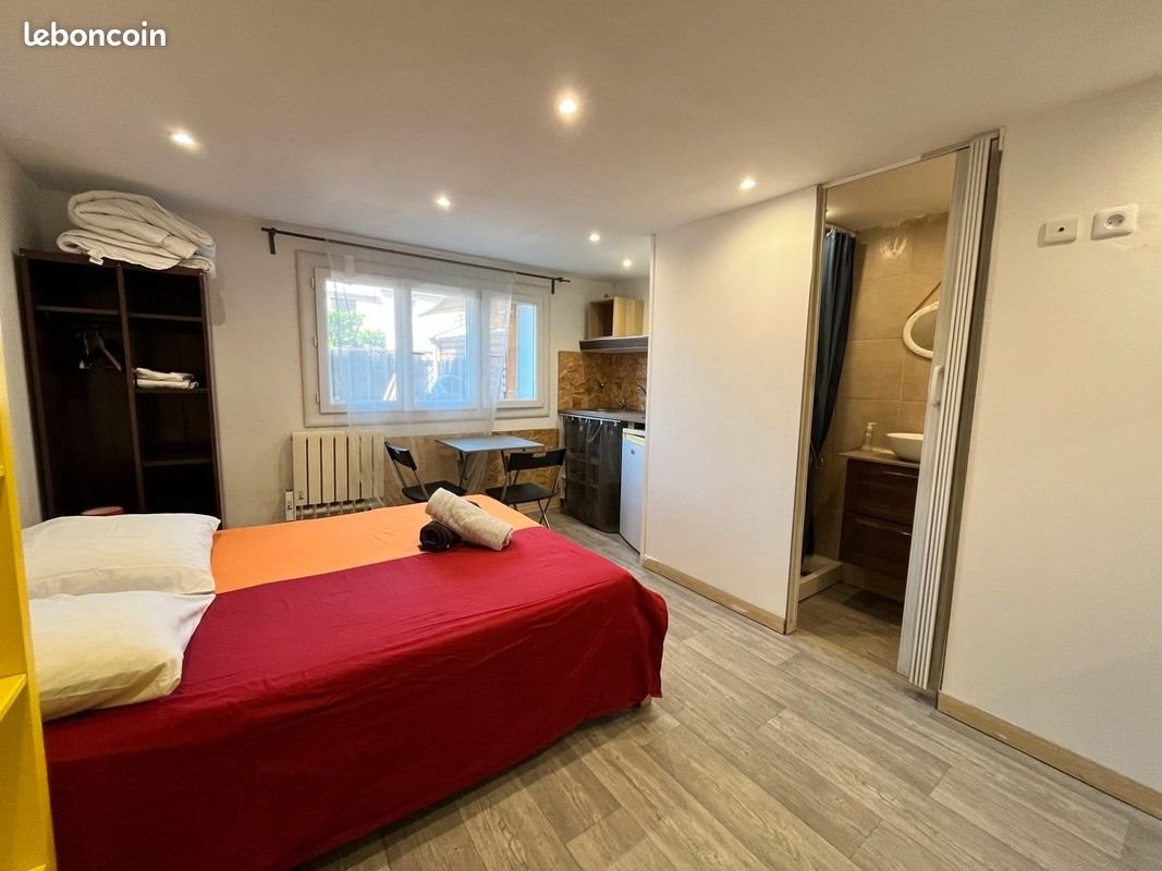 Appartement à louer, 17m², Nîmes