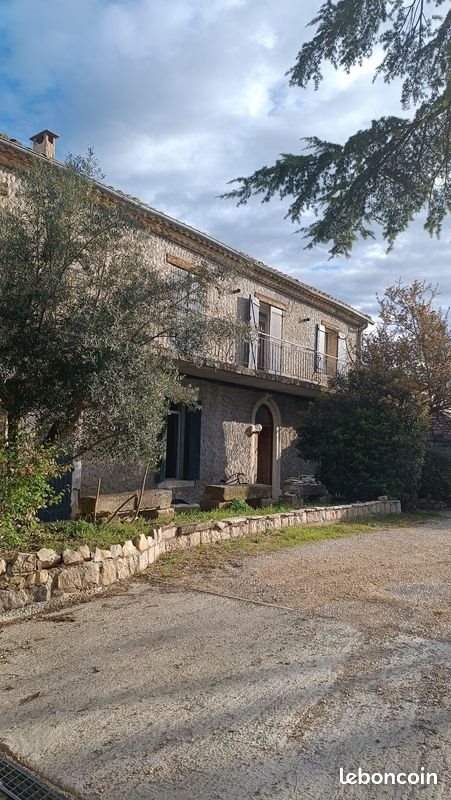 Appartement à louer, 130m², Nîmes