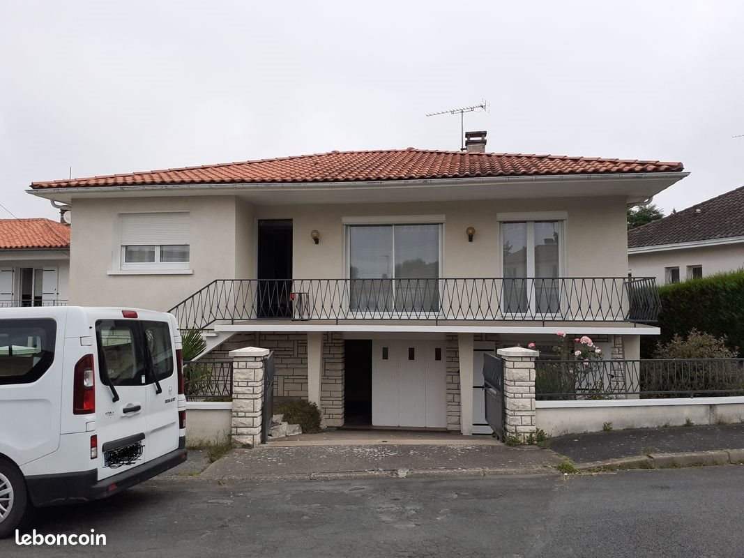 Maison à louer, 145m², Parthenay