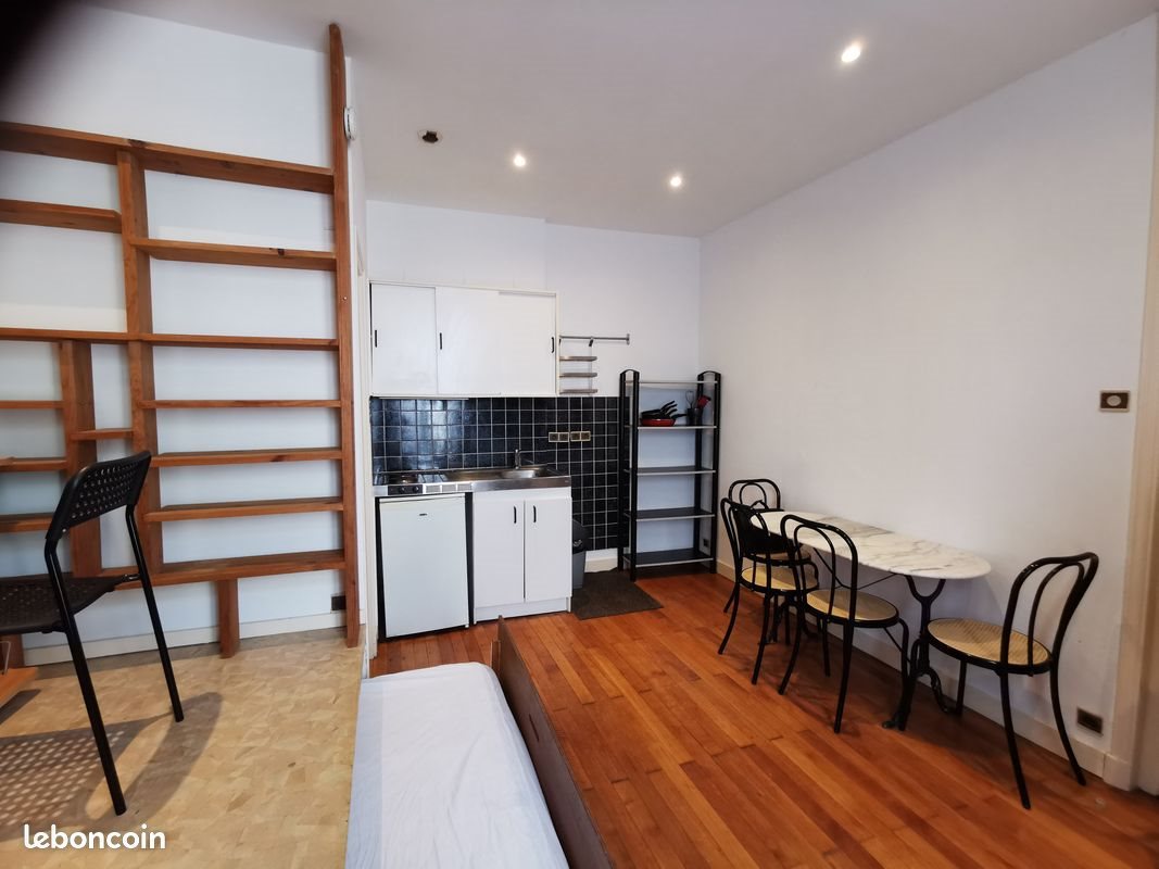 Appartement à louer, 19m², Tours