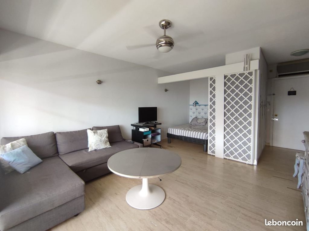 Appartement à louer, 32m², Antibes