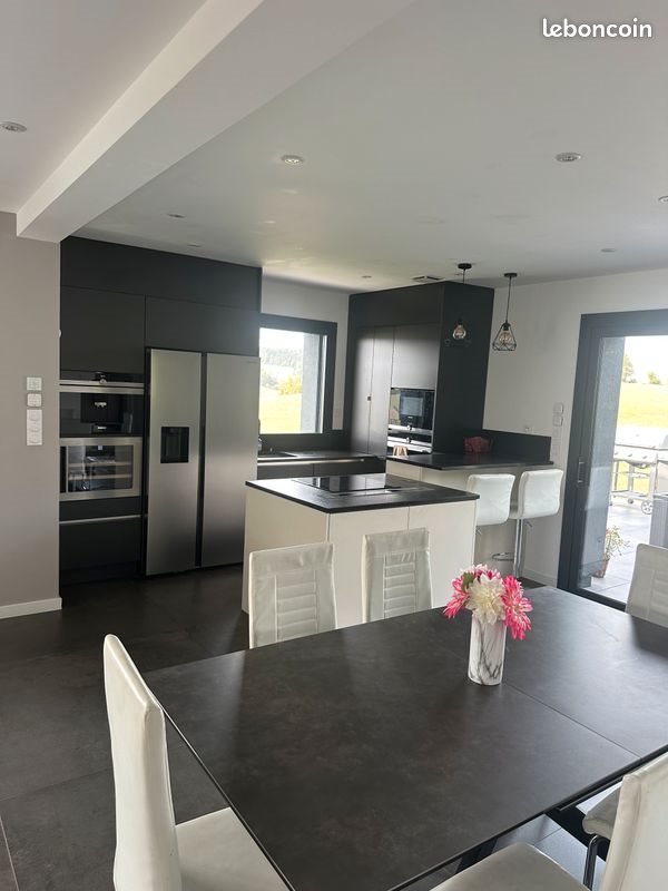 Appartement à louer, 115m², Longevilles-Mont-d'Or