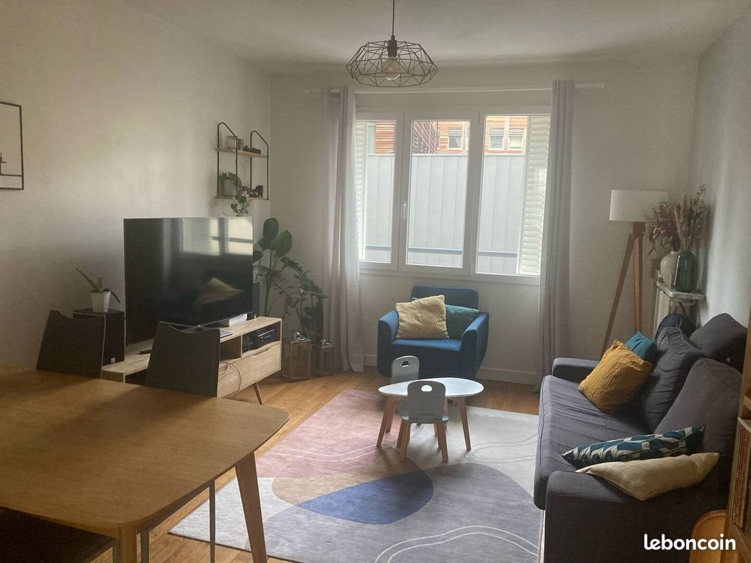 Appartement à louer, 62m², Courbevoie