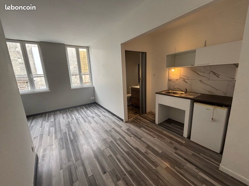 Appartement à louer, 18m², Saint-Jean-d'Angély