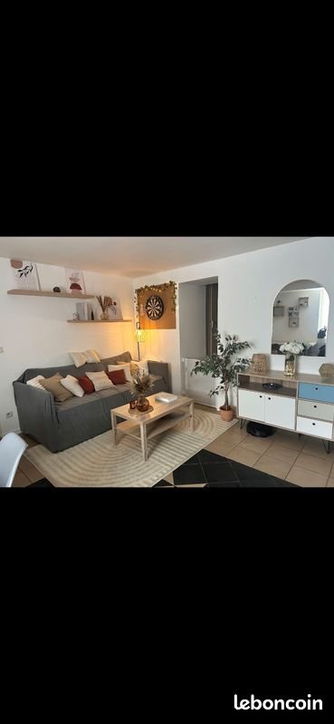 Appartement à louer, 49m², Taluyers