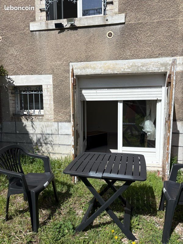 Appartement à louer, 40m², Saint-Max