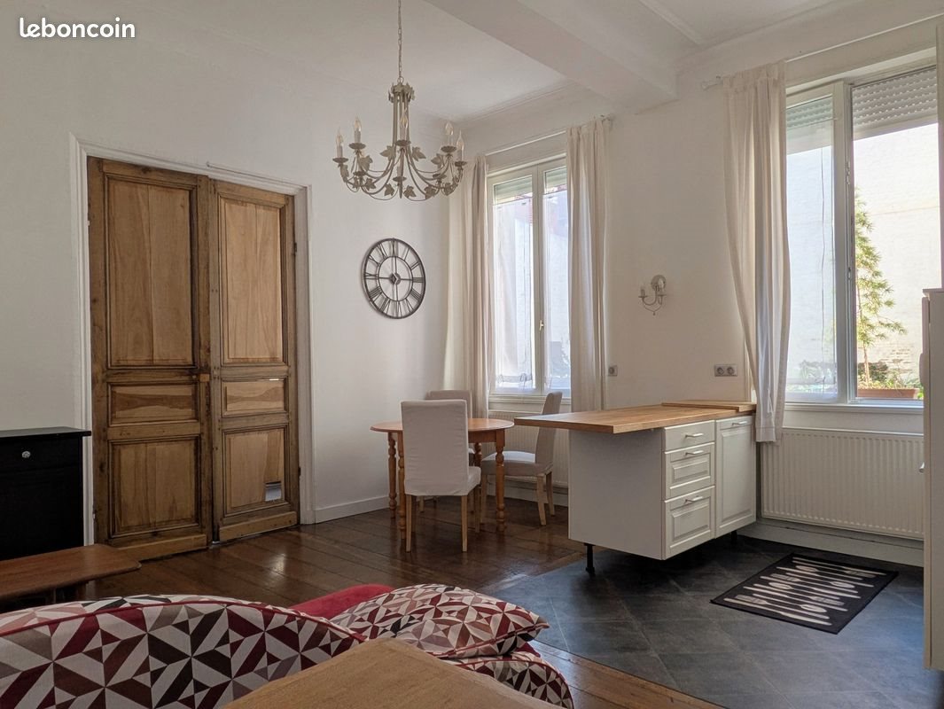 Appartement à louer, 49m², Douai