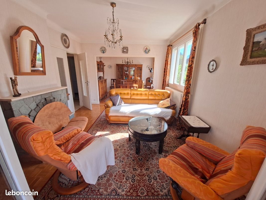 Maison à vendre, 170m², Saint-Geniez-d'Olt