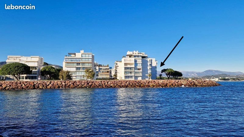 Appartement à louer, 466m², Mandelieu-la-Napoule