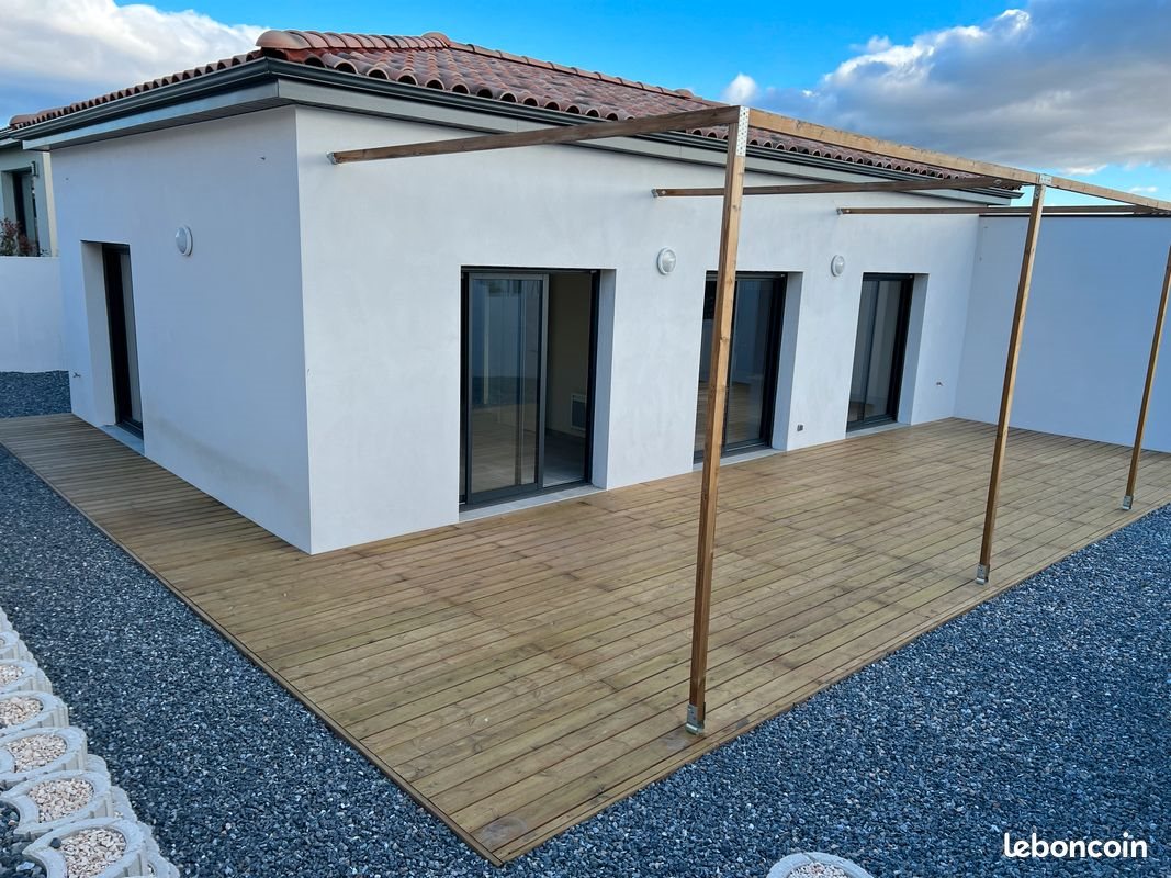 Maison à louer, 91m², Servian