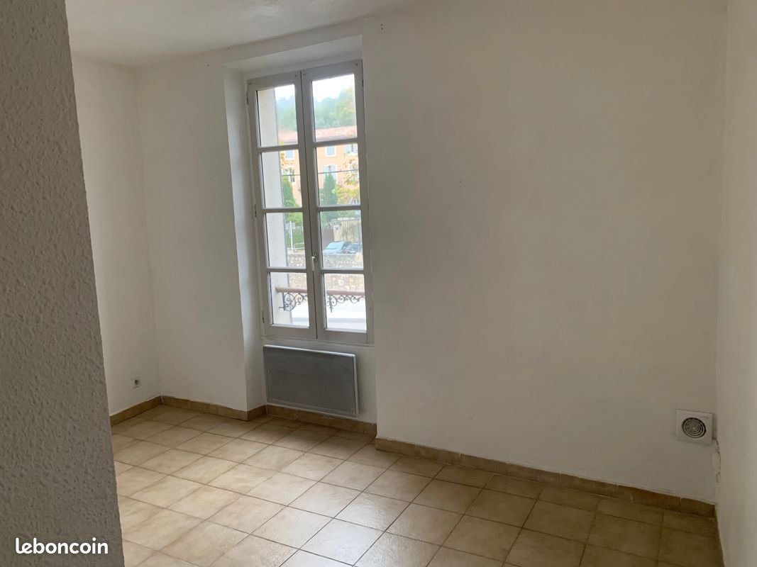Appartement à louer, 55m², Apt